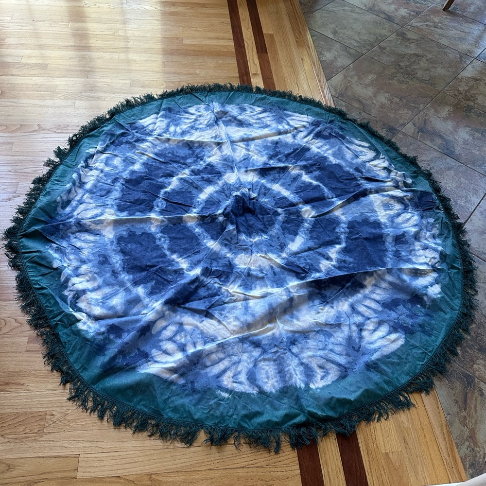 Gypsy 05 Roundie Blue Tie Dye blanket